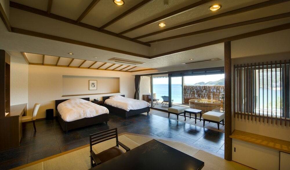 ベッドスペース / 2