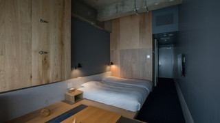 Moderate with Japanese-style
