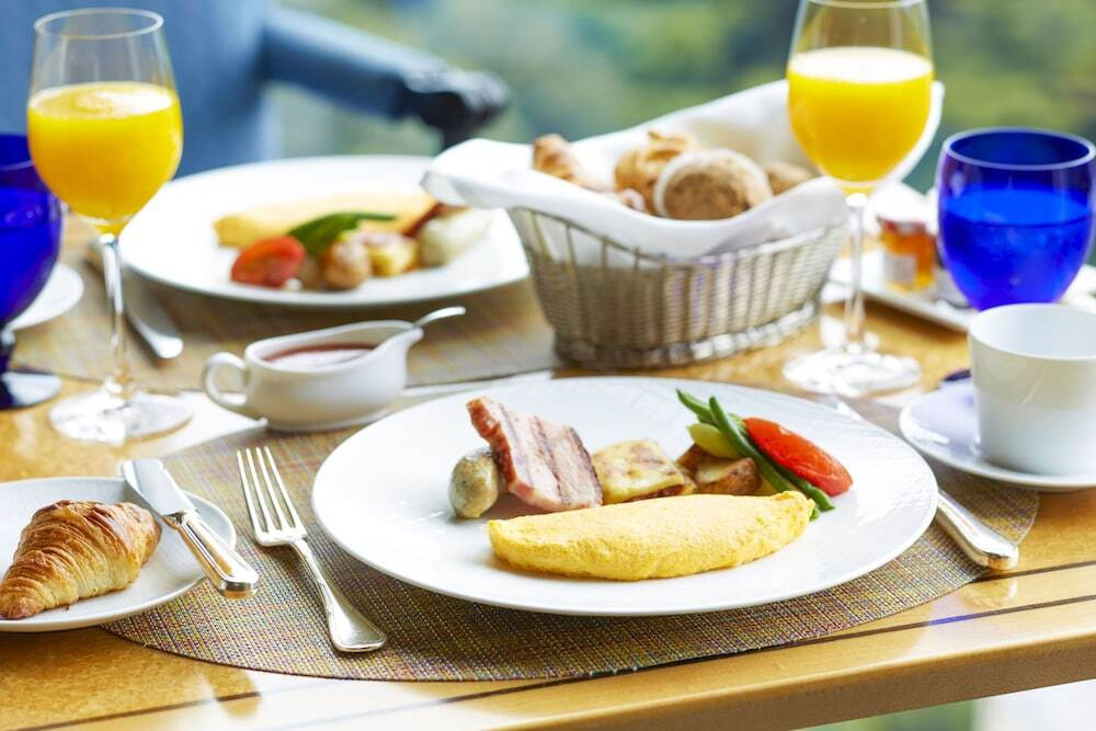 ご褒美は「都内のホテルに泊まって、朝食はルームサービス」で4272999