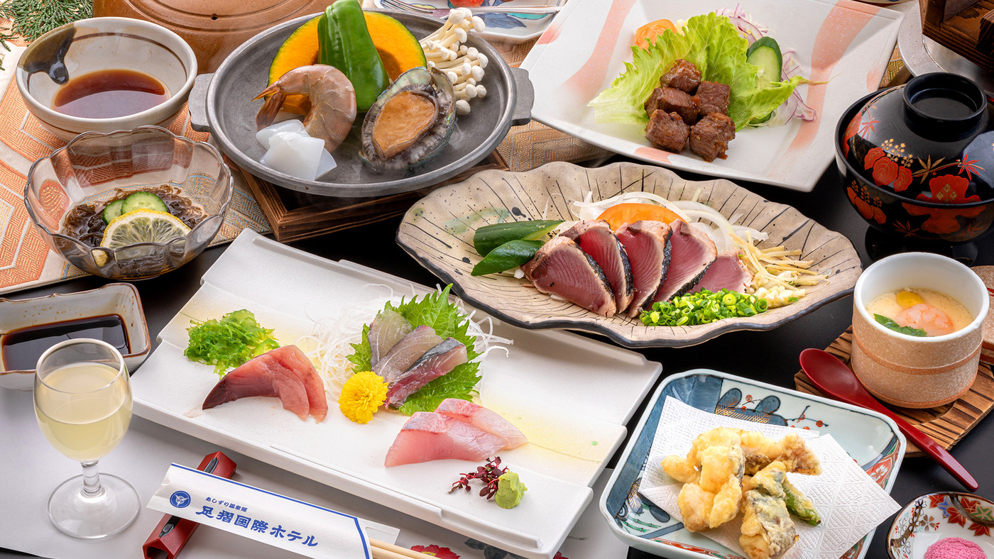 土佐清水流のカツオのたたきを味わう3847834