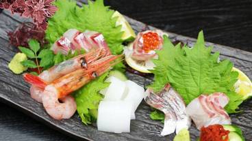 食事・飲み物 / 3