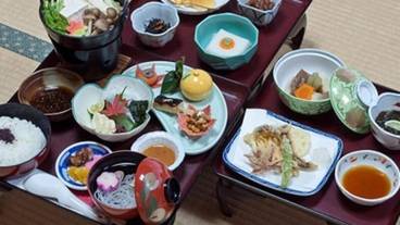 食事・飲み物 / 1