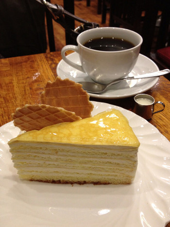 「珈琲の店　Paris COFFEE」料理 970062 ケーキセット（820円）