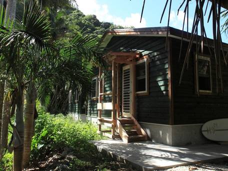 シャンティバンガロー / 1