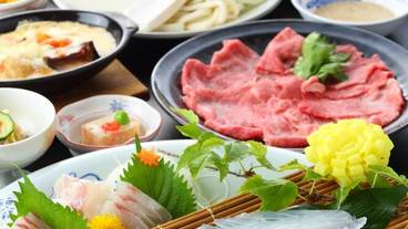 食事・飲み物 / 12