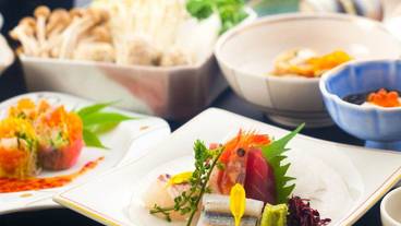 食事・飲み物 / 3