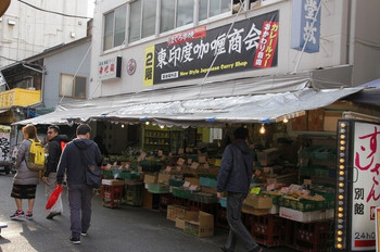 「東印度カレー商会 築地場外店」 外観 44139767 分かりやすい看板があります