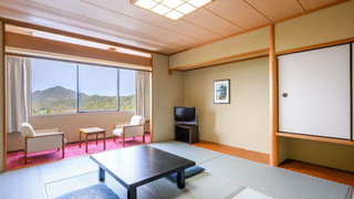 クラシック ルーム シングルベッド 3 台 シービュー (Japanese Style)