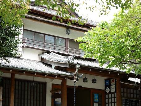 坂聖・玉樟園 / 4