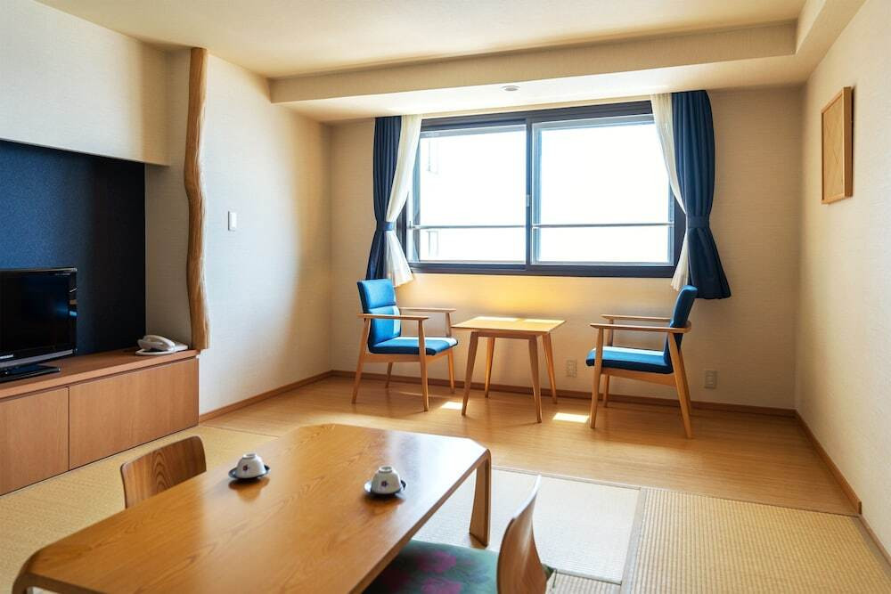 新装和室 海側上層階