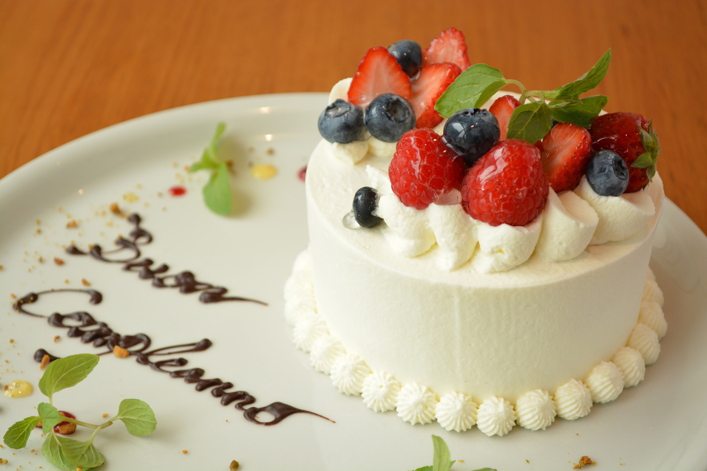 「バローロ」 その他 156639065 誕生日にはホールケーキもリクエストいただけます。