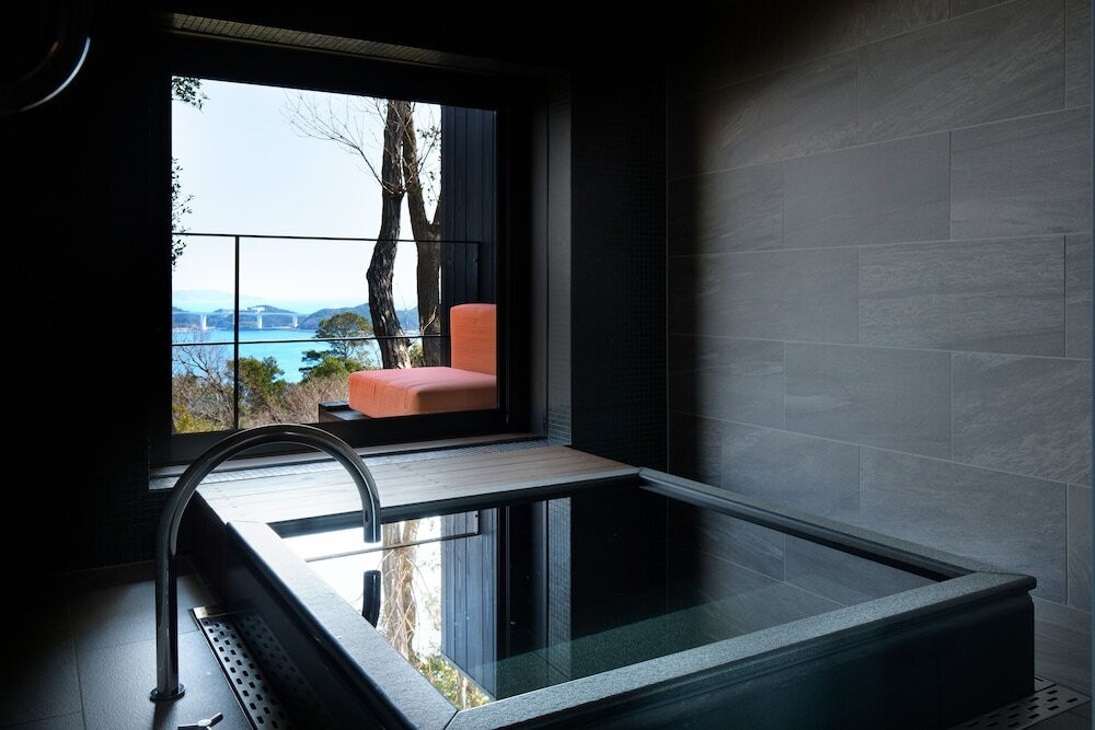 鳴門の海を見渡す絶景の宿で、心に残る極上のひとり旅を3493266