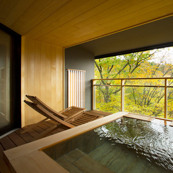 浴びるような紅葉が綺麗！大浴場露天風呂3434910