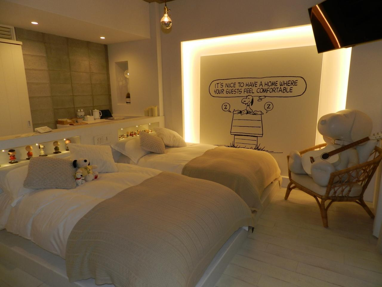 スヌーピーグッズがあちこちに♡併設カフェもおしゃれなホテル4270763