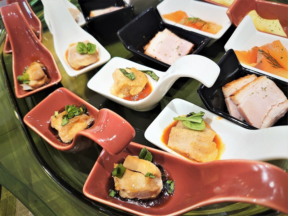 朝食ビュッフェ