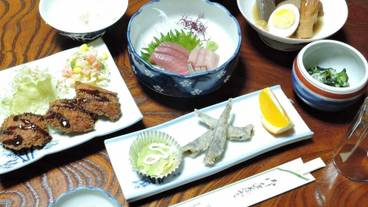 食事・飲み物 / 9