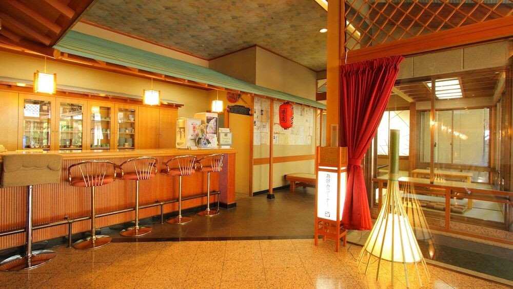 ロビーラウンジ