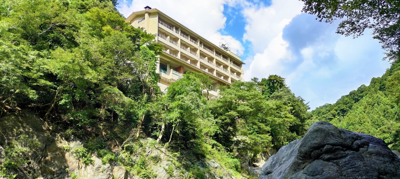 「鳩ノ巣渓谷」が目の前！自然に囲まれた空間でイタリア料理を堪能3489632