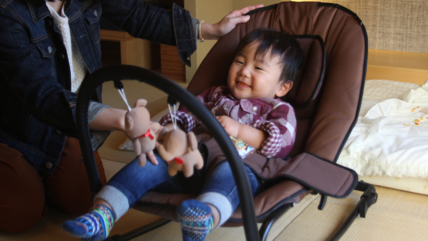 プールで遊べてホテル滞在が充実3949103