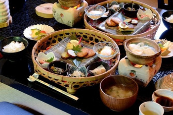 12.3種類の客室風呂で彼とおこもり旅の宿「鳥遊ぶ森の宿　ふたり静」3354533