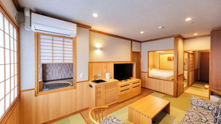 リニューアル [和洋室]開放式内風呂付…45平米