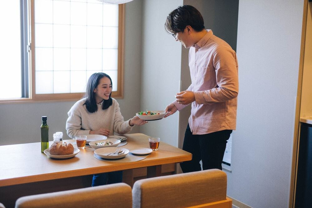 客室内のダイニングエリア