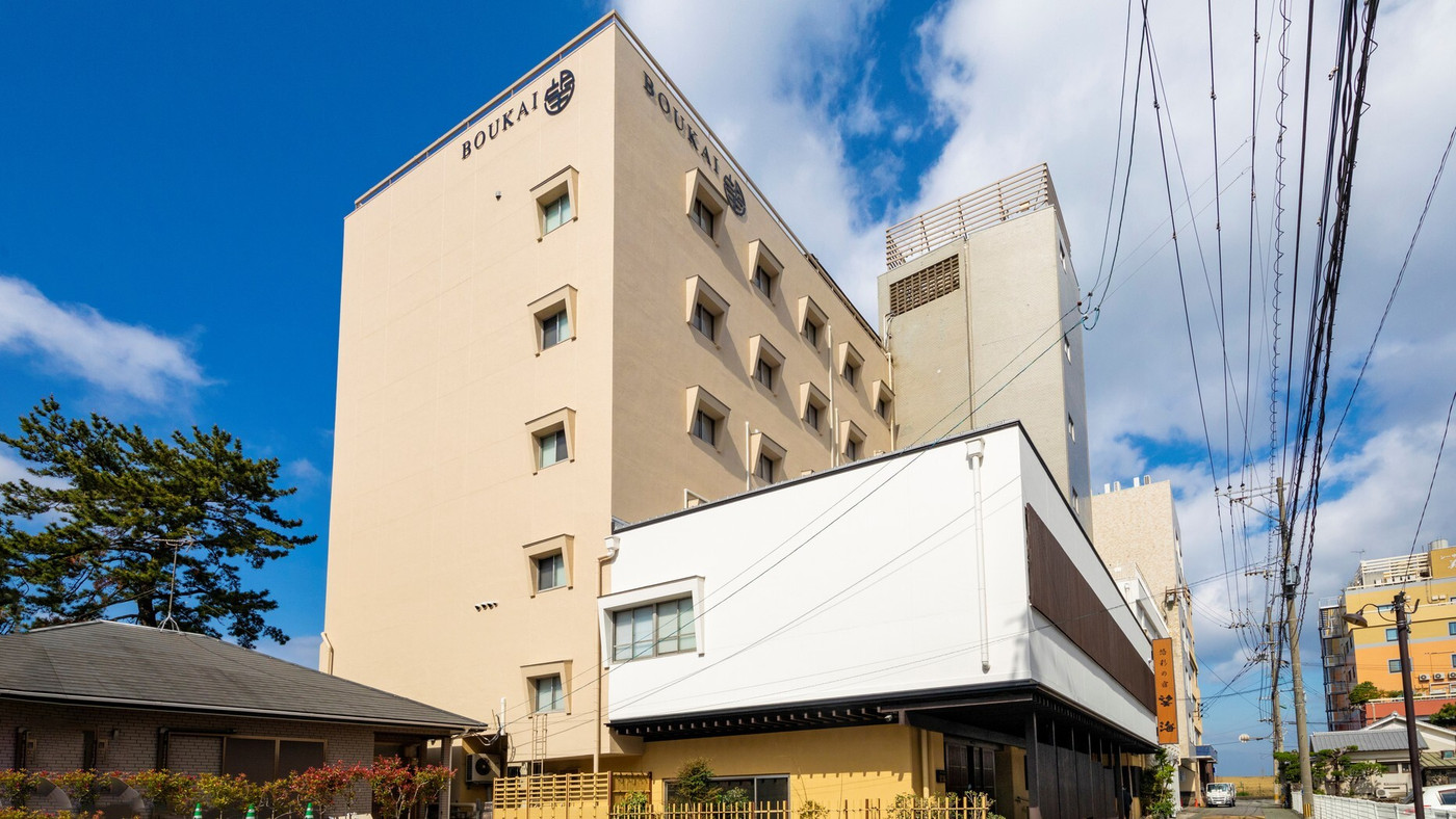 こだわりの16品目の和定食朝食！料理自慢の海辺のお宿4038717