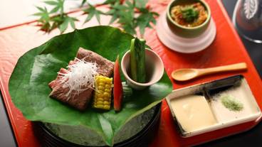 夕食の懐石料理（一例）④ / 4