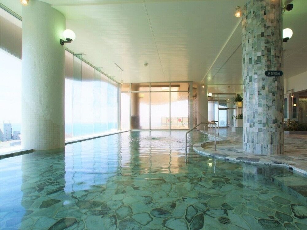 バイキングで満腹、プールで遊んで、楽しい思い出を！3490728