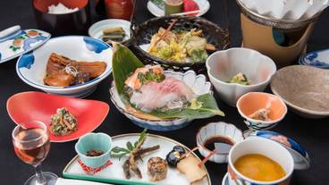 食事・飲み物 / 9