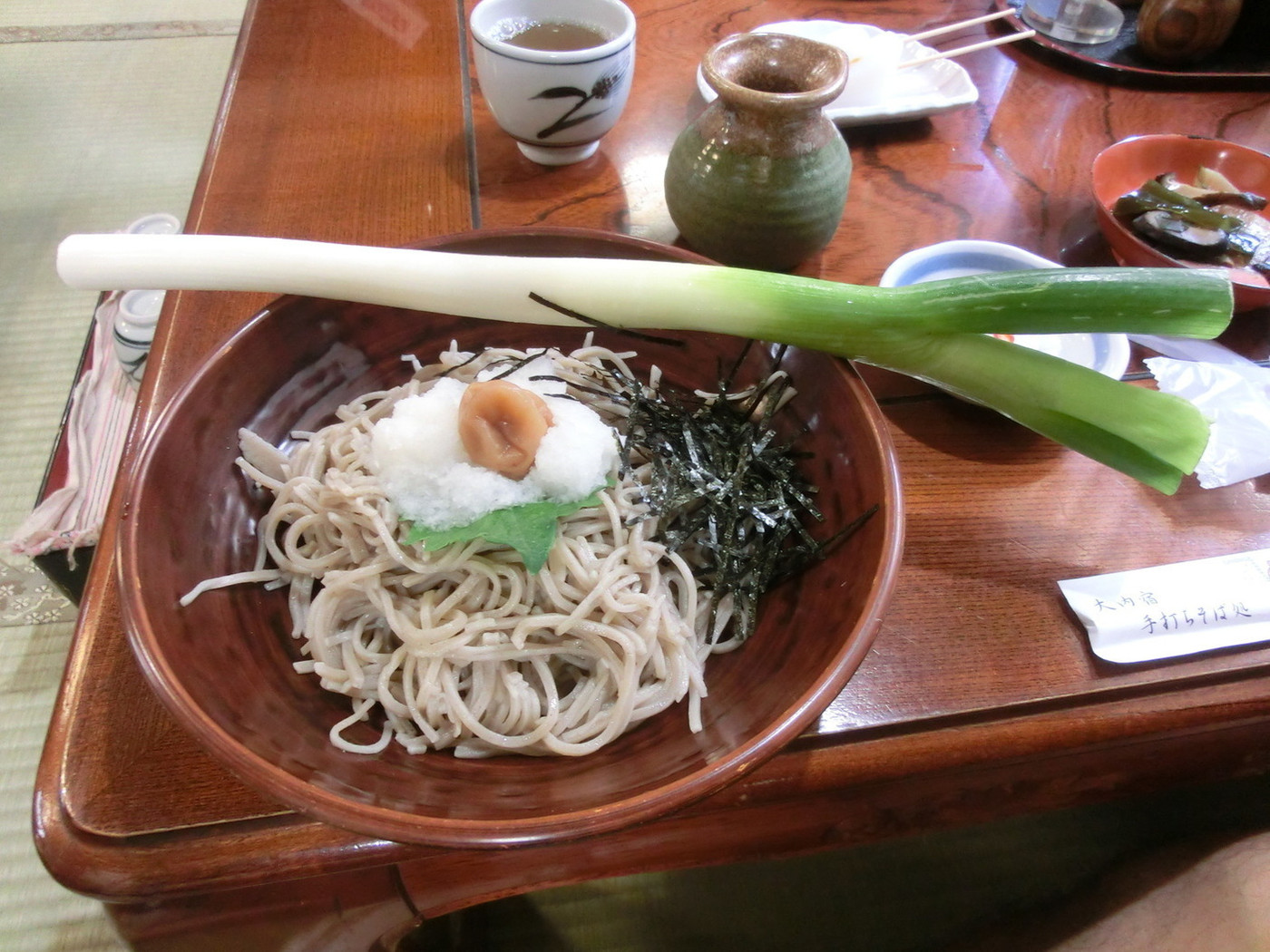 「そば処こめや」料理 591695 ネギそば登場!!!　一応、割り箸もあるけど、、、ネギで食べるのが粋じゃん!!!