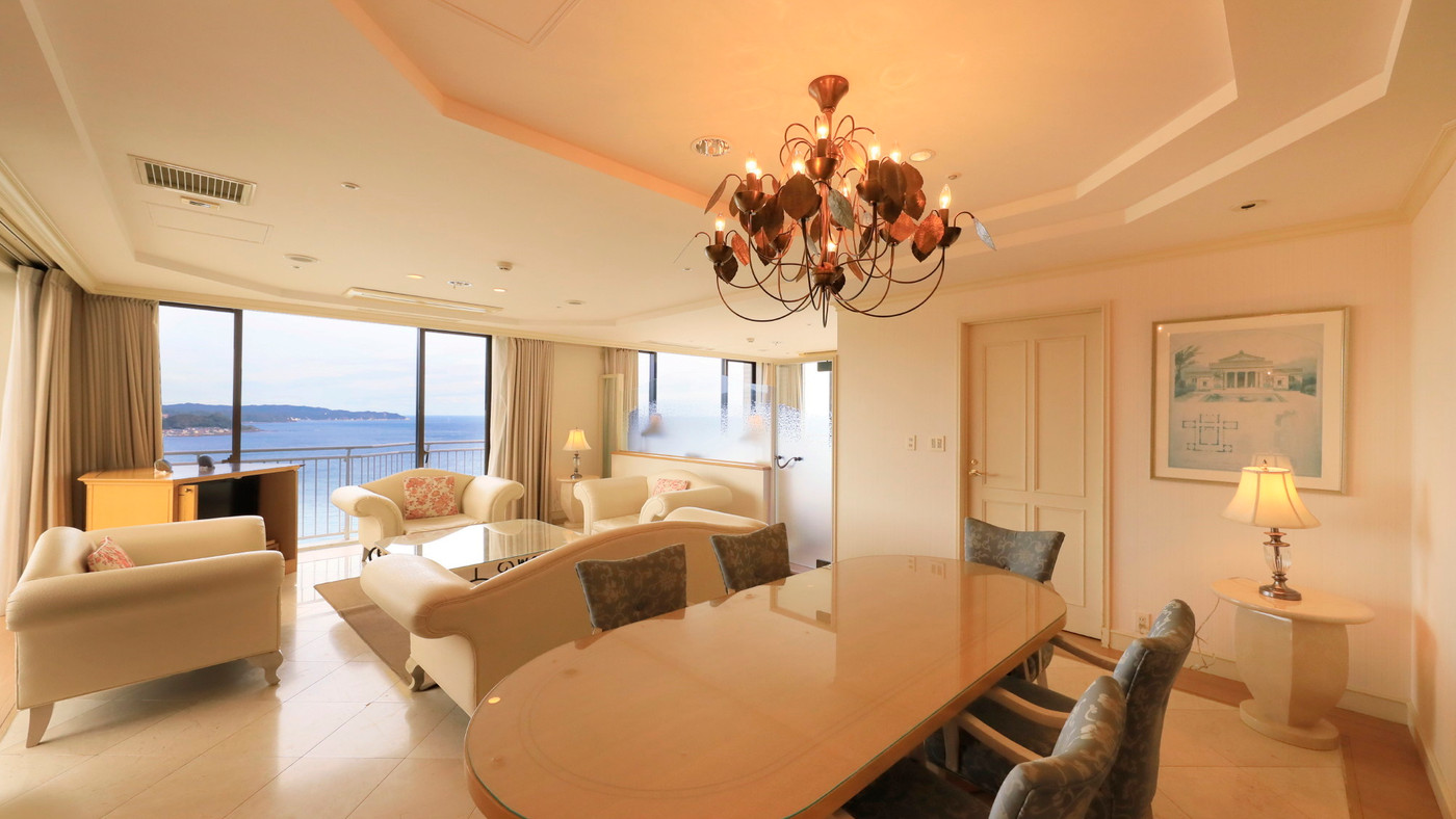 最上階32階のロイヤルスイートルームは特別な日に◎3657308