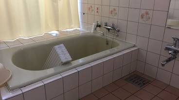 深めの浴槽 / 16