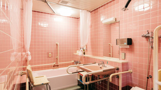 バリアフリー対応客室 (バス付) 禁煙