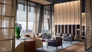 ロビーラウンジ / 2