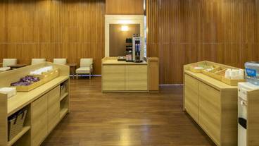 ロビーラウンジ / 10