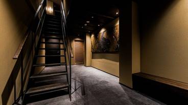 内部エントランス / 2