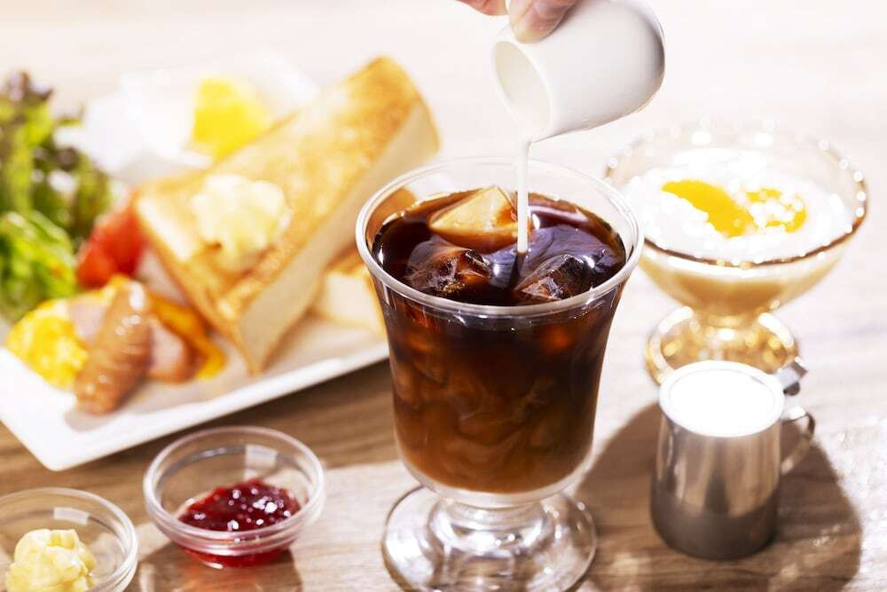 朝食