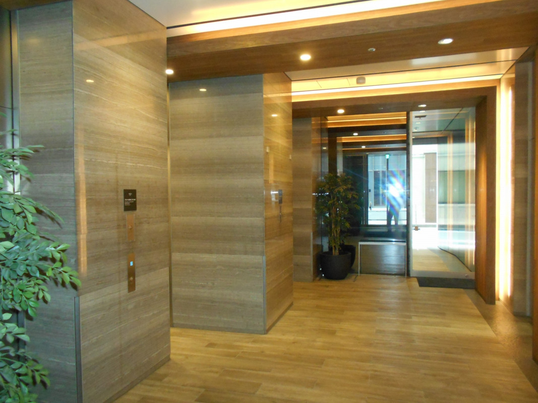 相鉄フレッサイン銀座7丁目玄関口