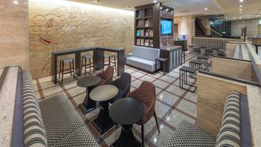 ロビーラウンジ / 7