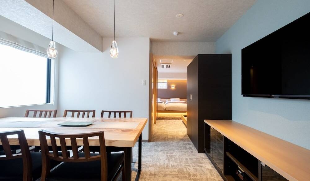 ジュニアスイート / 1