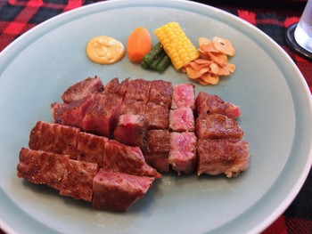 「くいしんぼー山中」 料理 71838948 ロースステーキ