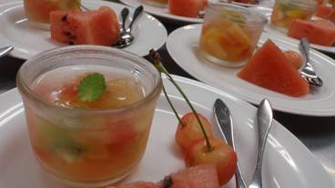 食事・飲み物 / 8