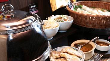 食事・飲み物 / 8