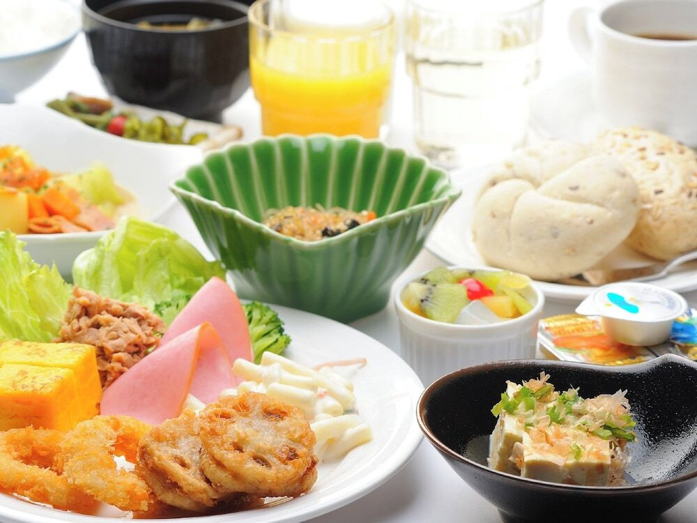 朝食