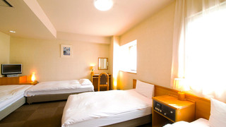 ファミリールーム　禁煙　(ベッド4台)