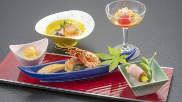 食事・飲み物 / 10