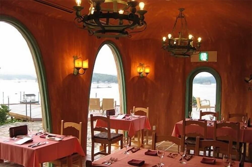 まるで地中海の町中にいるようなロケーションにわくわく♡4010467