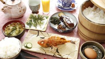 食事・飲み物 / 15