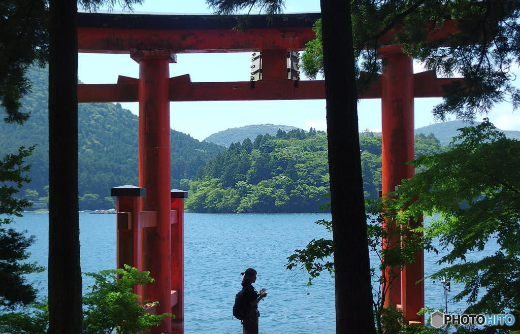 箱根神社 平和の鳥居・芦ノ湖 / Hakone Shrine, Japan